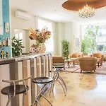 Hotel Astoria 3*