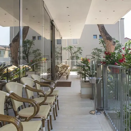 Astoria Hotel