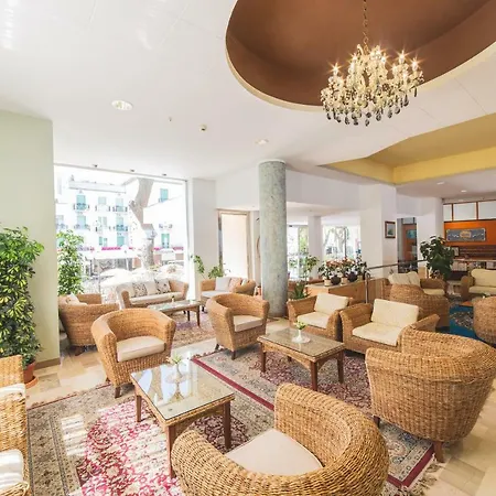 Astoria Hotel