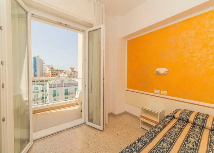 Ξενοδοχείο Astoria 3*